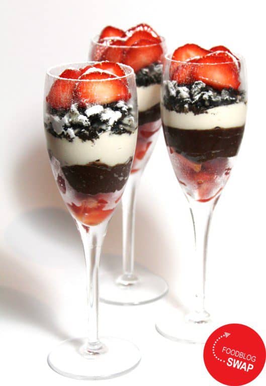 Oreo trifle met chocolademousse en aardbeien