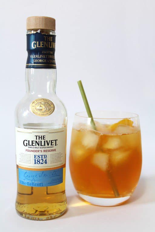 Glenlivet Founders Reserve whisky 18+ijsthee