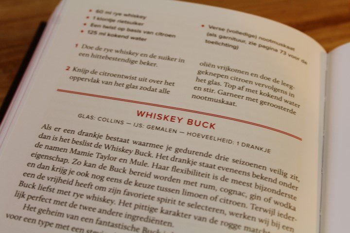 De 12 Bottle Bar - Cocktailboek voor de echte liefhebber!