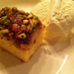Citruscake met honing en pistachenootjes
