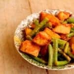 Aardappelsalade met sperziebonen en harissa