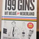 199 Gins uit België en Nederland is een zeer uitgebreid naslagwerk voor de echte ginliefhebber. Van geschiedenis tot perfect serve!