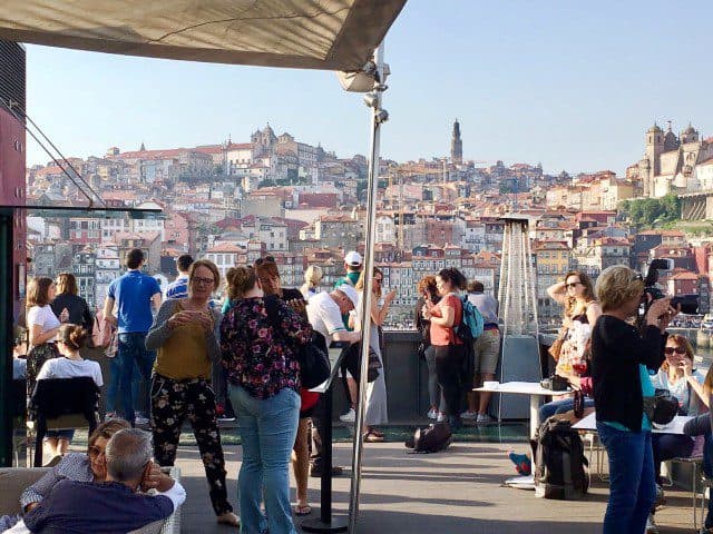 Porto Cruz 360° Terrace Lounge Rooftop Bar - Porto Portugal