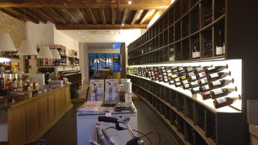 10x OngewoonLekkere plekjes in Brugge - Cuvee wijnbar