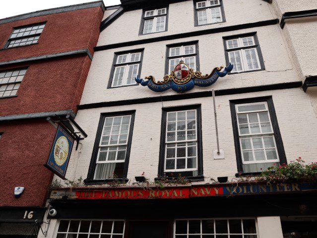 Alle tips voor een citytrip Bristol - The Famous Royal Navy Volunteer (The Volley)