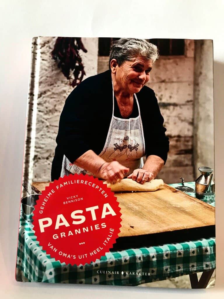 Review: Pasta Grannies - Vicky Bennison