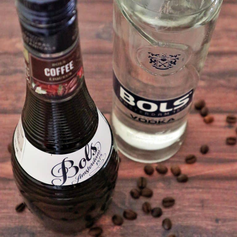 Espresso Martini - Bols Coffee Liqueur en Bols Vodka - koffie cocktail