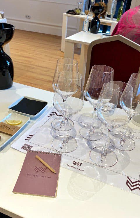 WOW Wine School