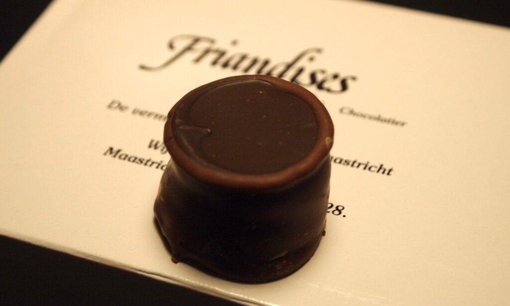 Friandises Maastricht - advocaat bonbon
