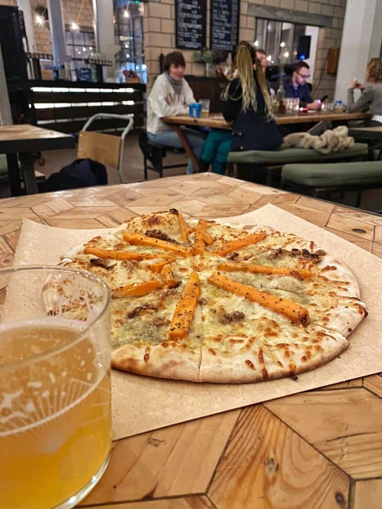 CRATE Brewery & Pizzeria